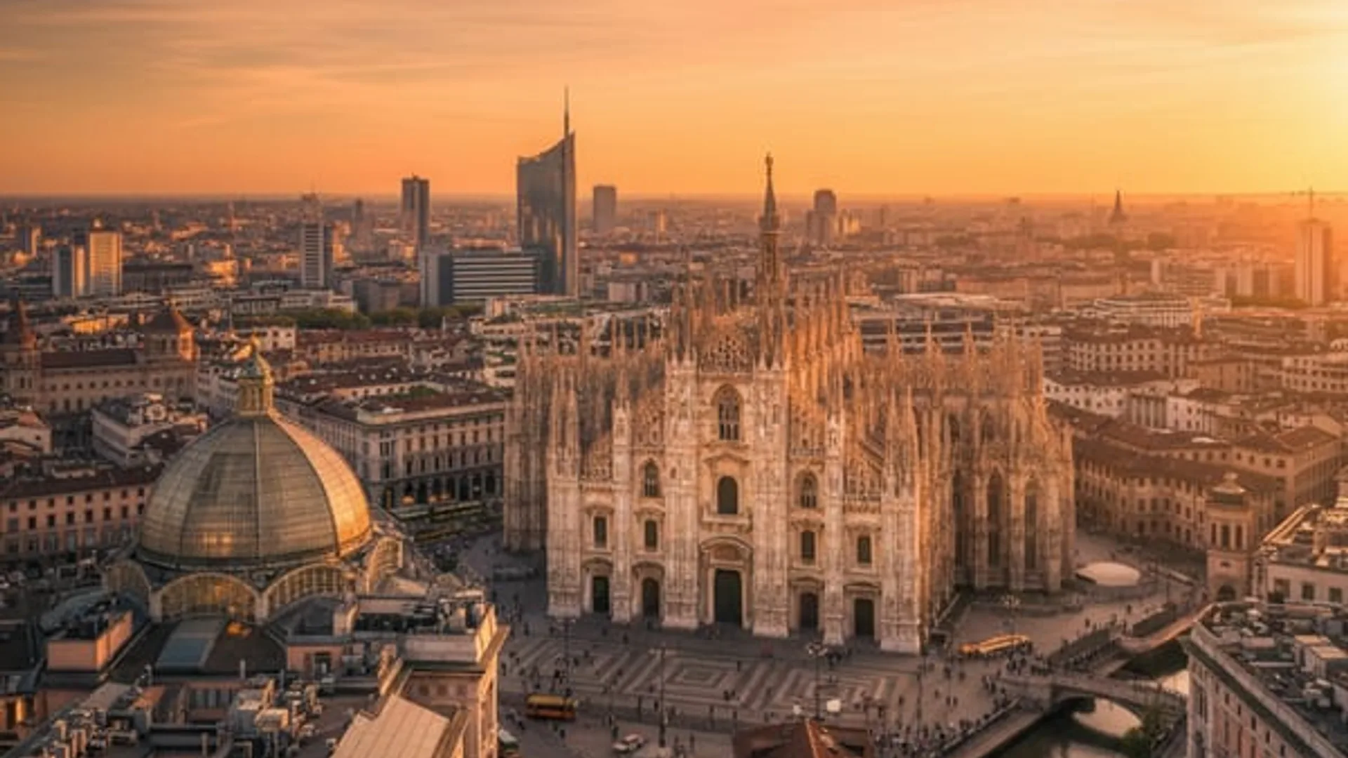 Milano Baracchini — Centro storico — Piazza Diaz / Duomo